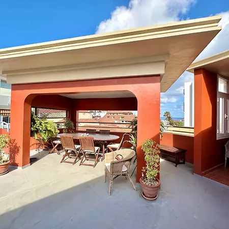 La Hoya Downtown Apartment