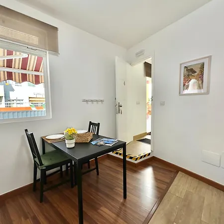 La Hoya Downtown Apartment