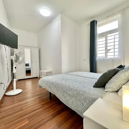 La Hoya Downtown Apartment