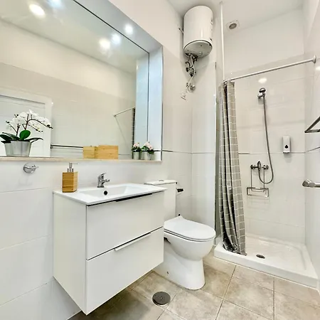 La Hoya Downtown Apartment *