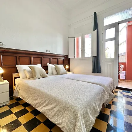 La Hoya Downtown Apartment