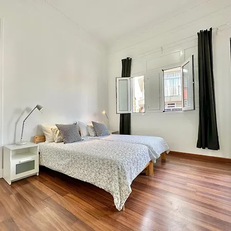 La Hoya Downtown Apartment *