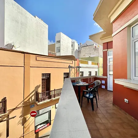 La Hoya Downtown Apartment