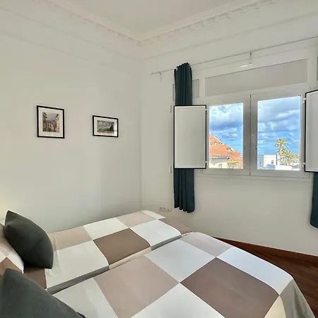 La Hoya Downtown Apartment