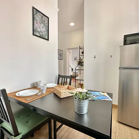 La Hoya Downtown Apartment