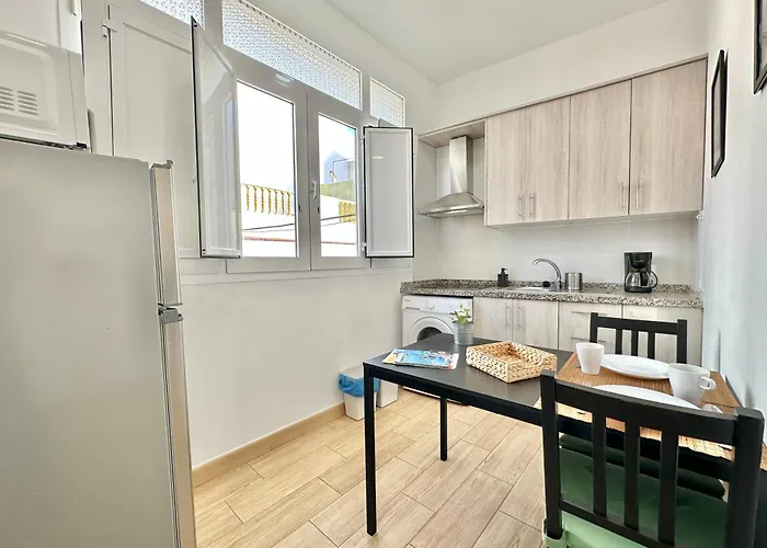 La Hoya Downtown * Puerto de la Cruz (Tenerife)